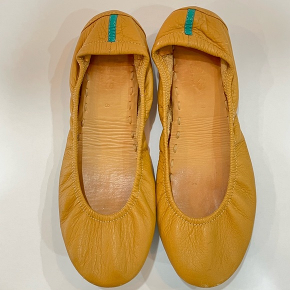 TieksTan Leather Scrunch Ballet Flats Stretchy Travel Shoes Camel